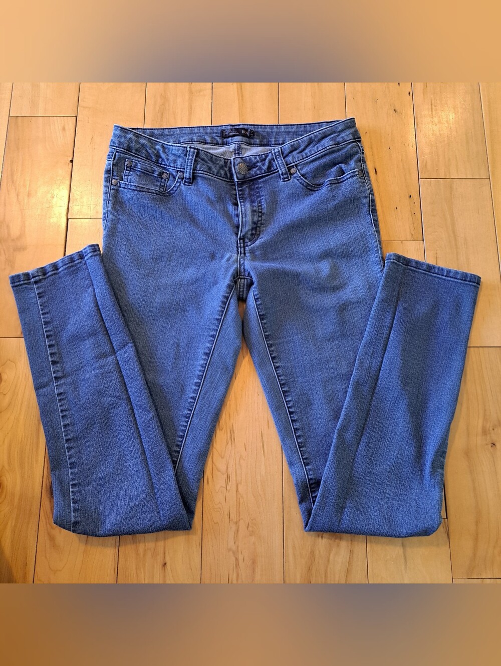 PRANA KARA SKINNY JEANS Medium Blue Wash Color Size 29/8